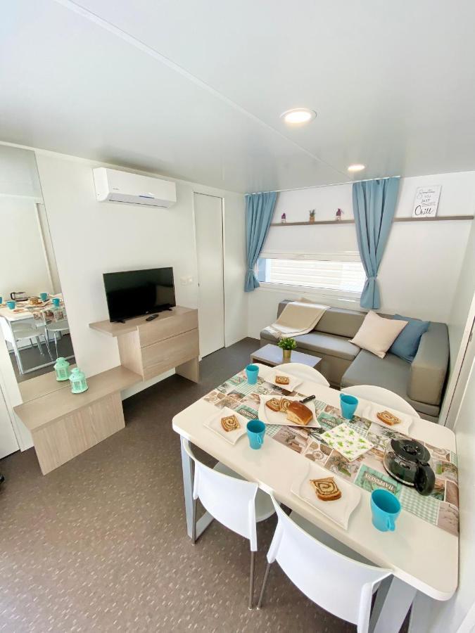 Mobile Homes Malu Biograd Na Moru Luaran gambar