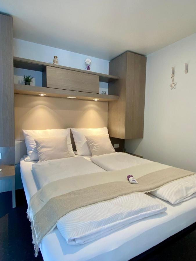 Mobile Homes Malu Biograd Na Moru Luaran gambar