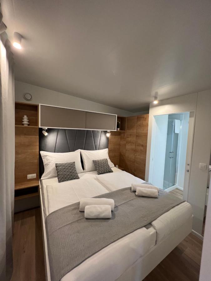 Mobile Homes Malu Biograd Na Moru Luaran gambar